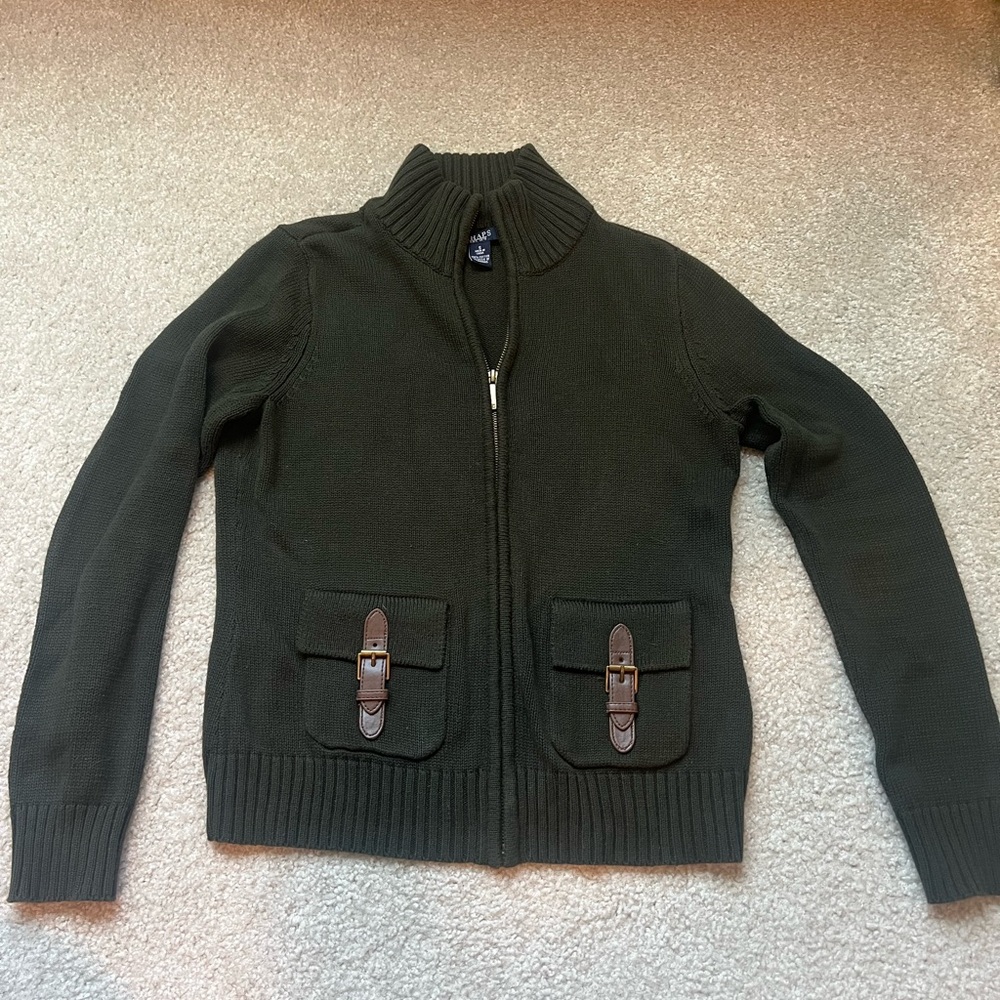 Women’s Green Sweater with Buckle Pockets